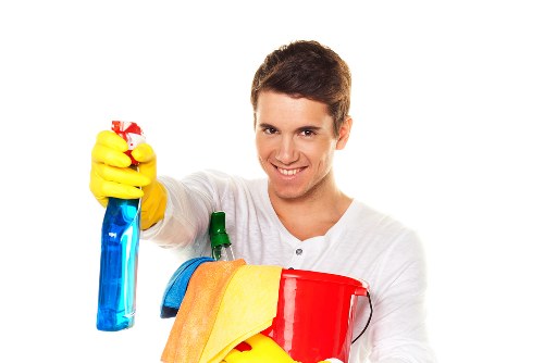 Safe use of carpet cleaning products and tidy work area